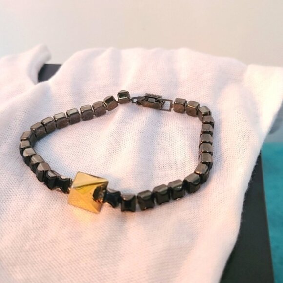 Tom Binns Black Rhinestone&Gold Pyramid Bracelet